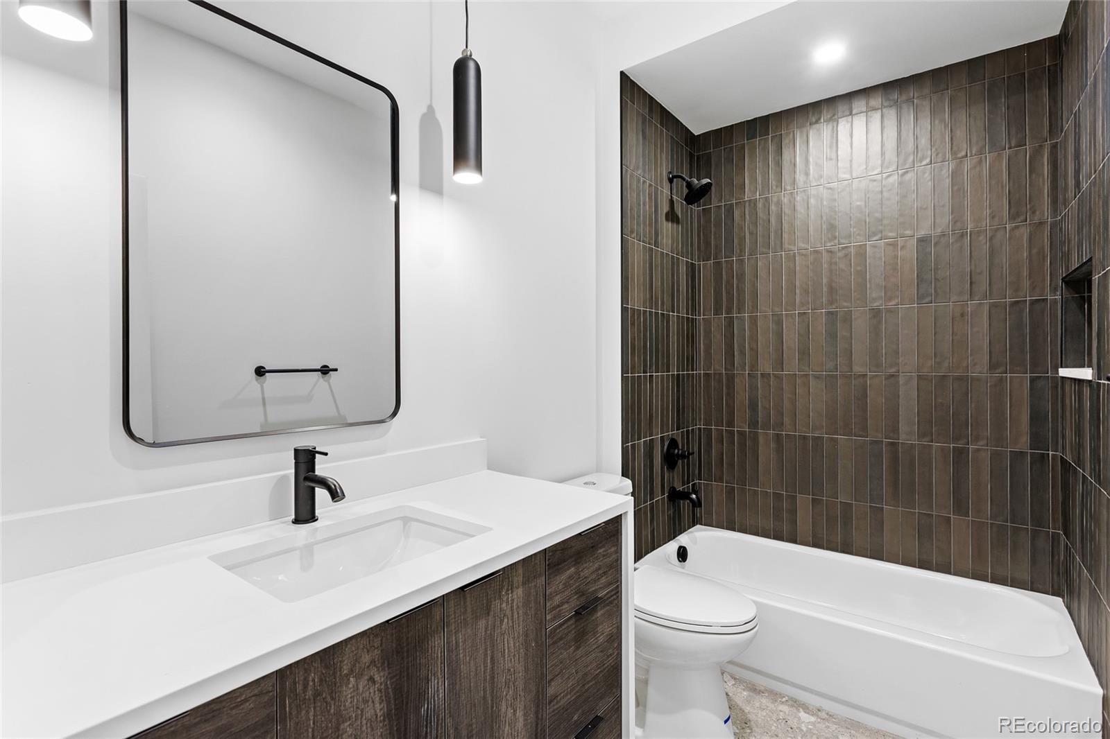 MLS Image #38 for 2376 s bannock street,denver, Colorado