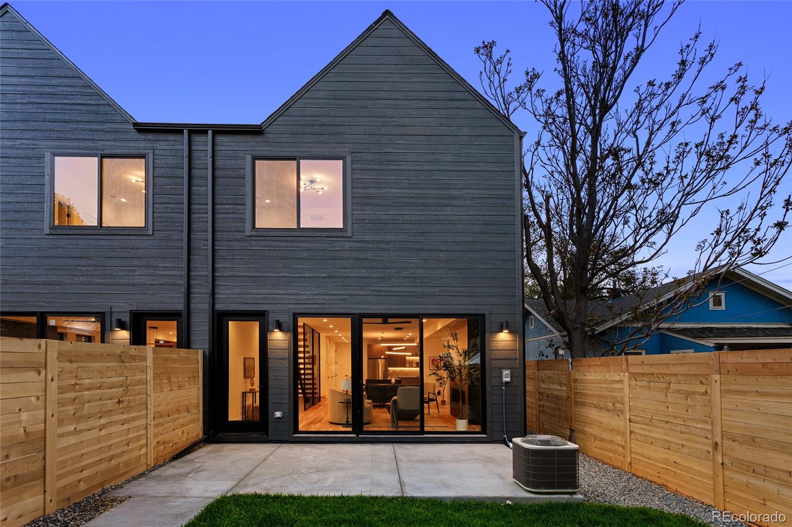 MLS Image #39 for 2376 s bannock street,denver, Colorado