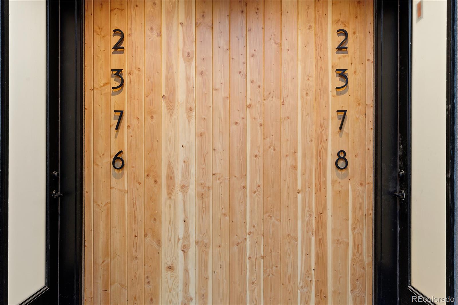 MLS Image #4 for 2376 s bannock street,denver, Colorado