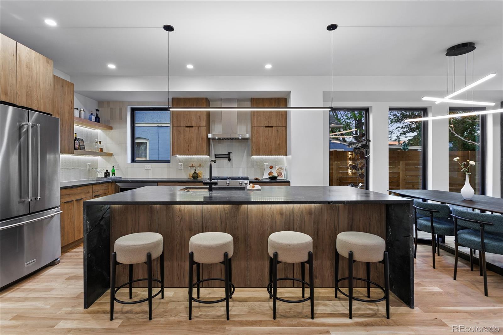 MLS Image #7 for 2376 s bannock street,denver, Colorado
