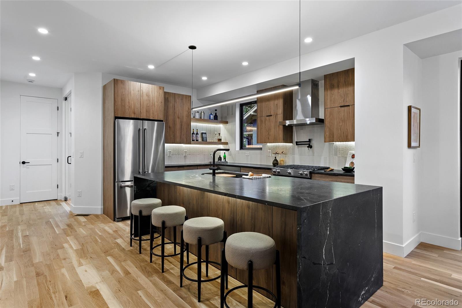MLS Image #8 for 2376 s bannock street,denver, Colorado