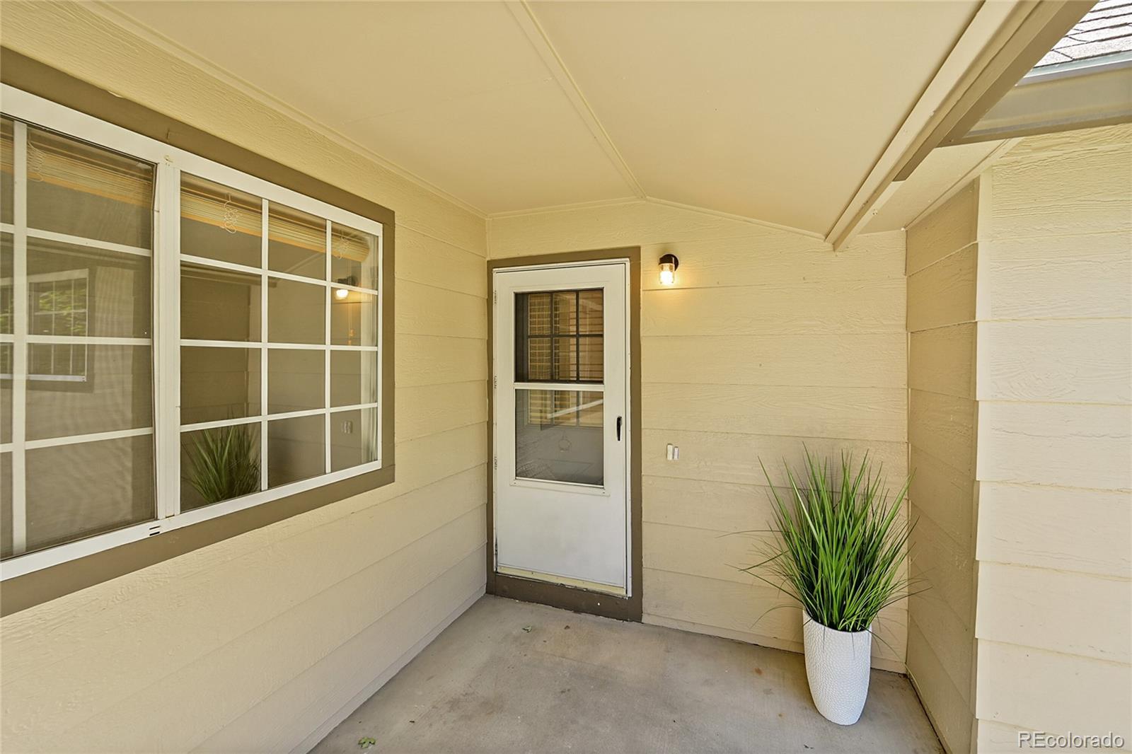 MLS Image #2 for 10369 e red mountain,littleton, Colorado
