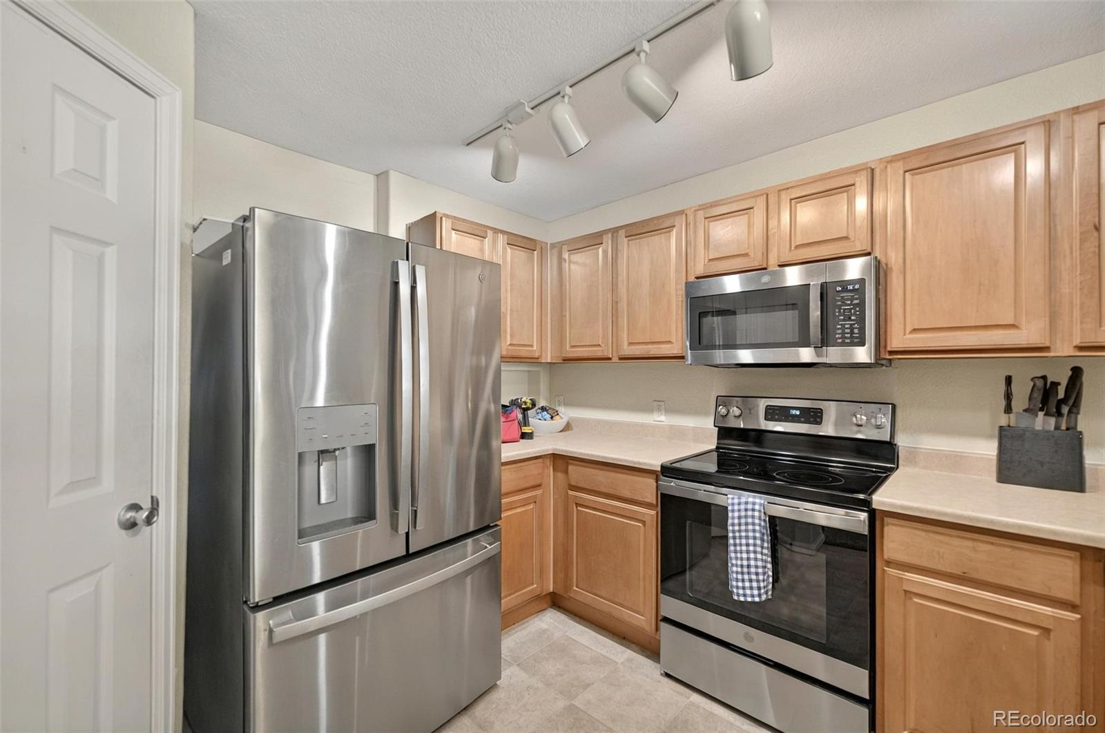 MLS Image #6 for 479  black feather loop 311,castle rock, Colorado