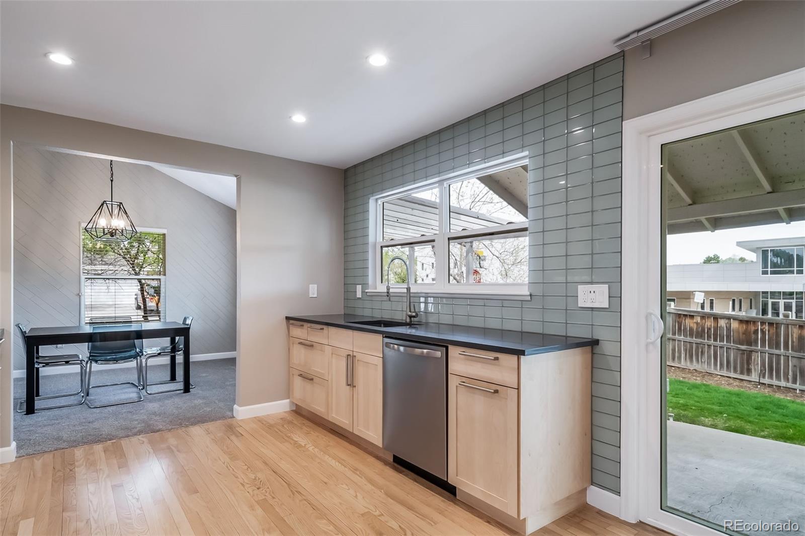 MLS Image #19 for 6398 s emporia circle,englewood, Colorado