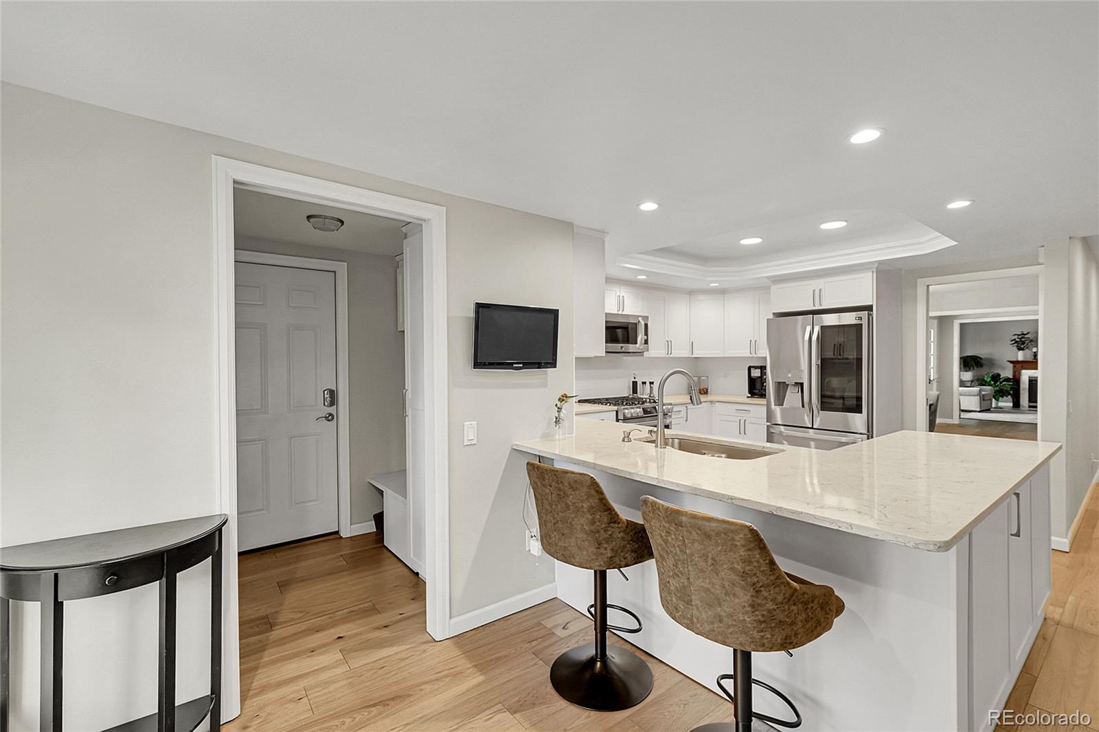 MLS Image #11 for 3775 s poplar street,denver, Colorado