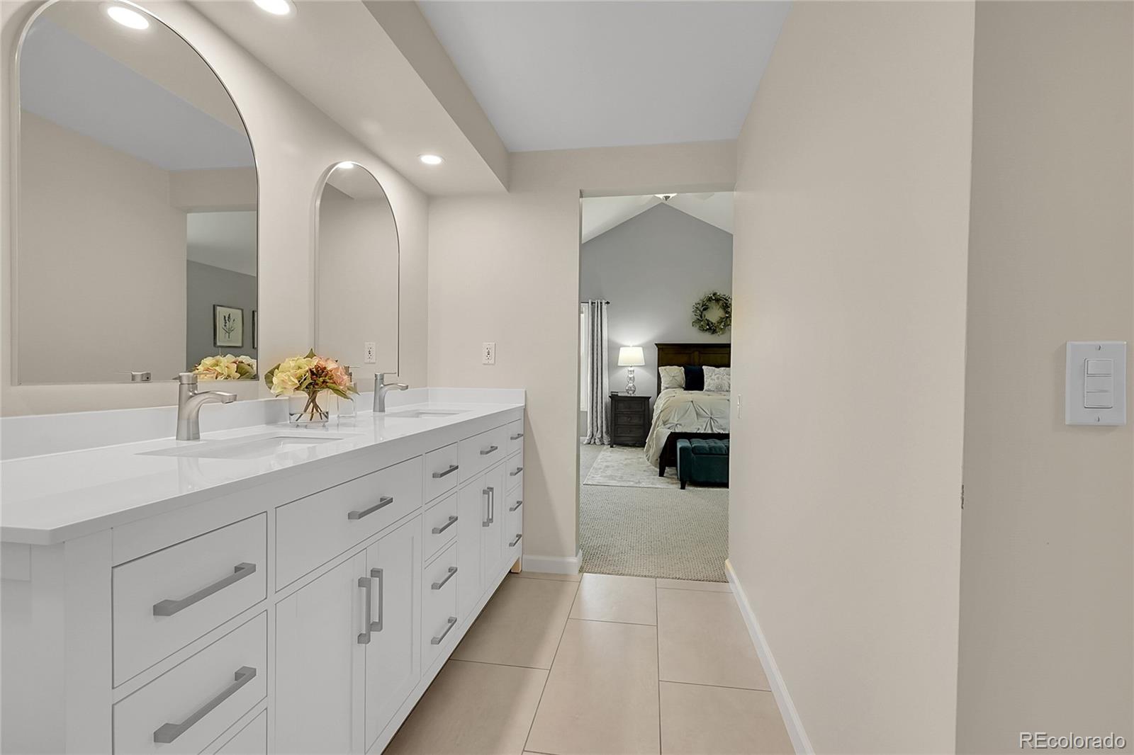 MLS Image #19 for 3775 s poplar street,denver, Colorado