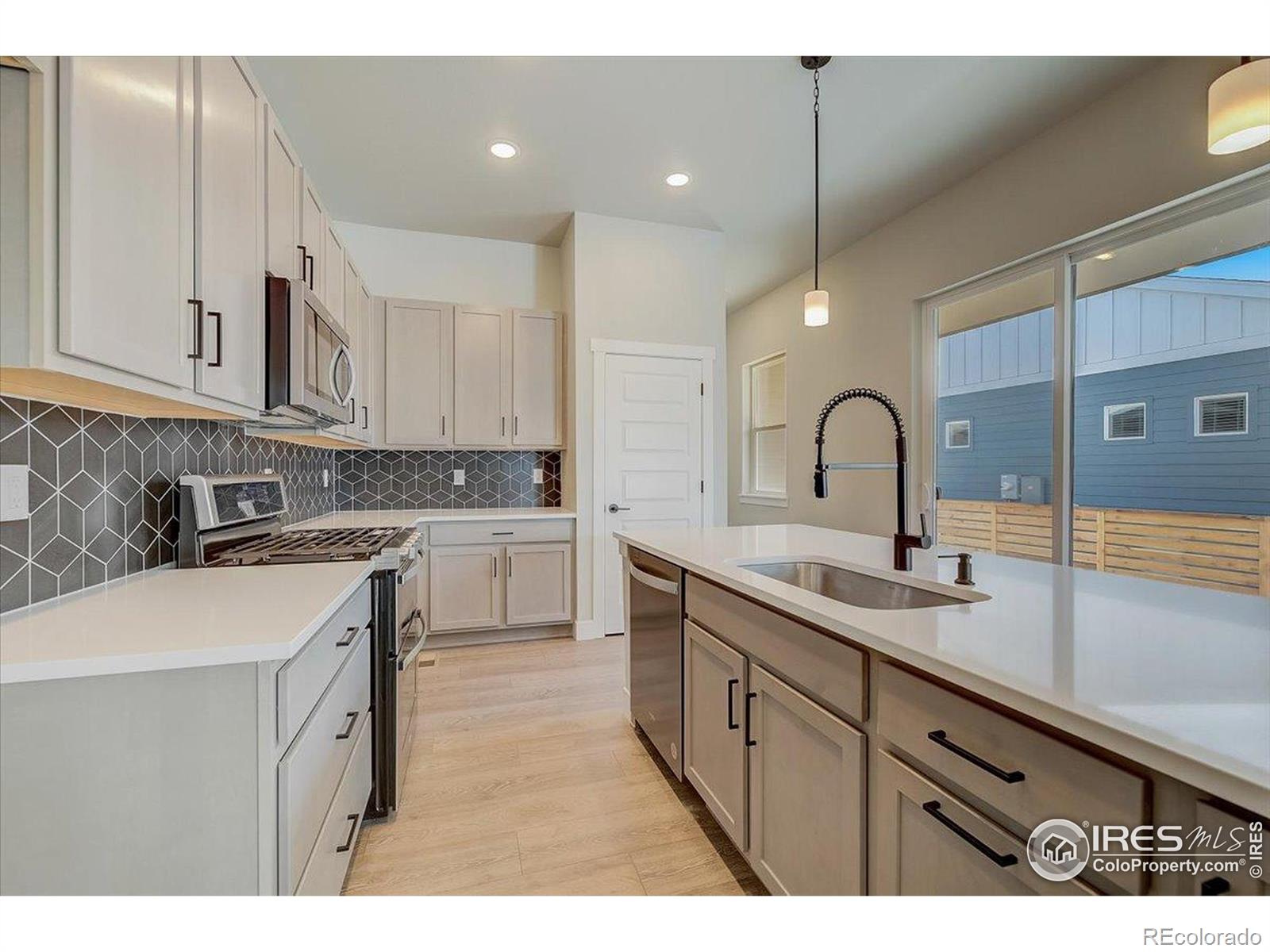 MLS Image #7 for 5962  rendezvous parkway,timnath, Colorado