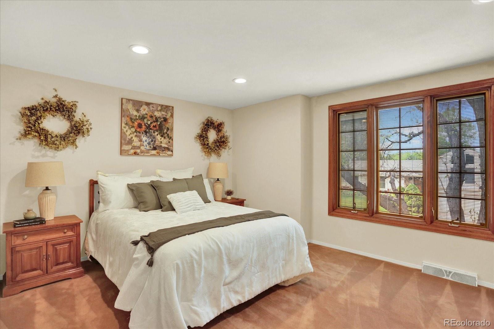 MLS Image #20 for 7295 s steele circle,centennial, Colorado