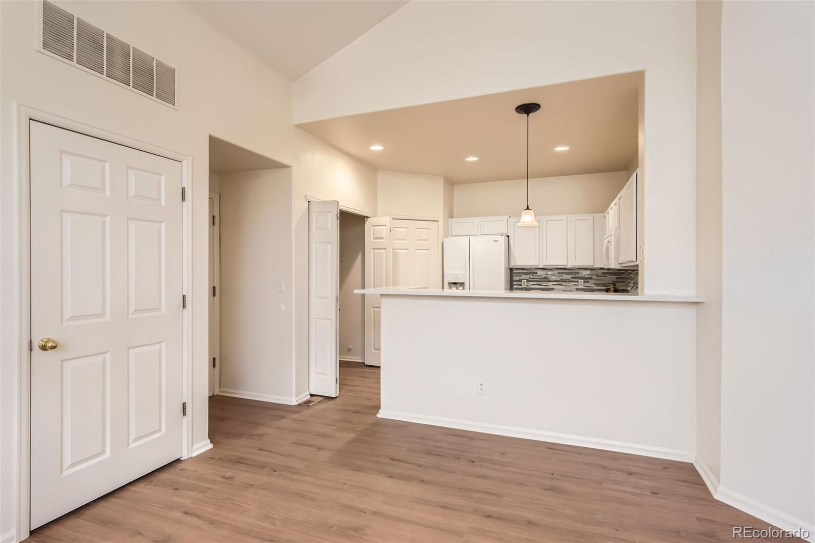MLS Image #10 for 8843 w phillips drive,littleton, Colorado