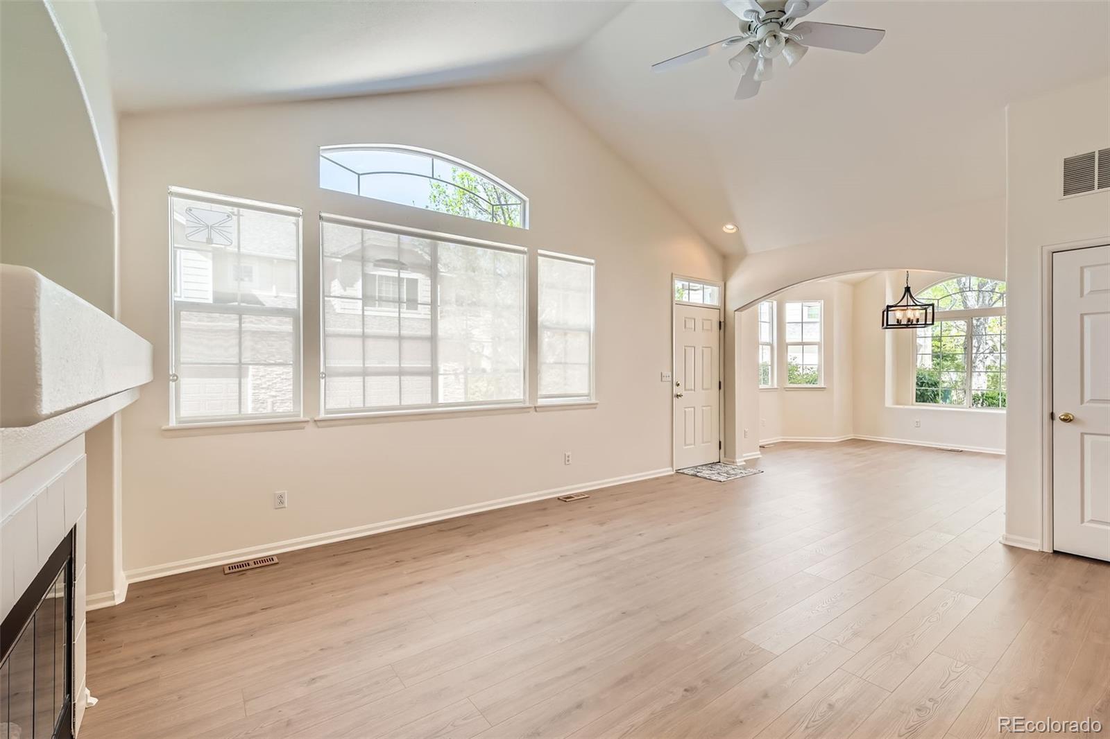 MLS Image #5 for 8843 w phillips drive,littleton, Colorado