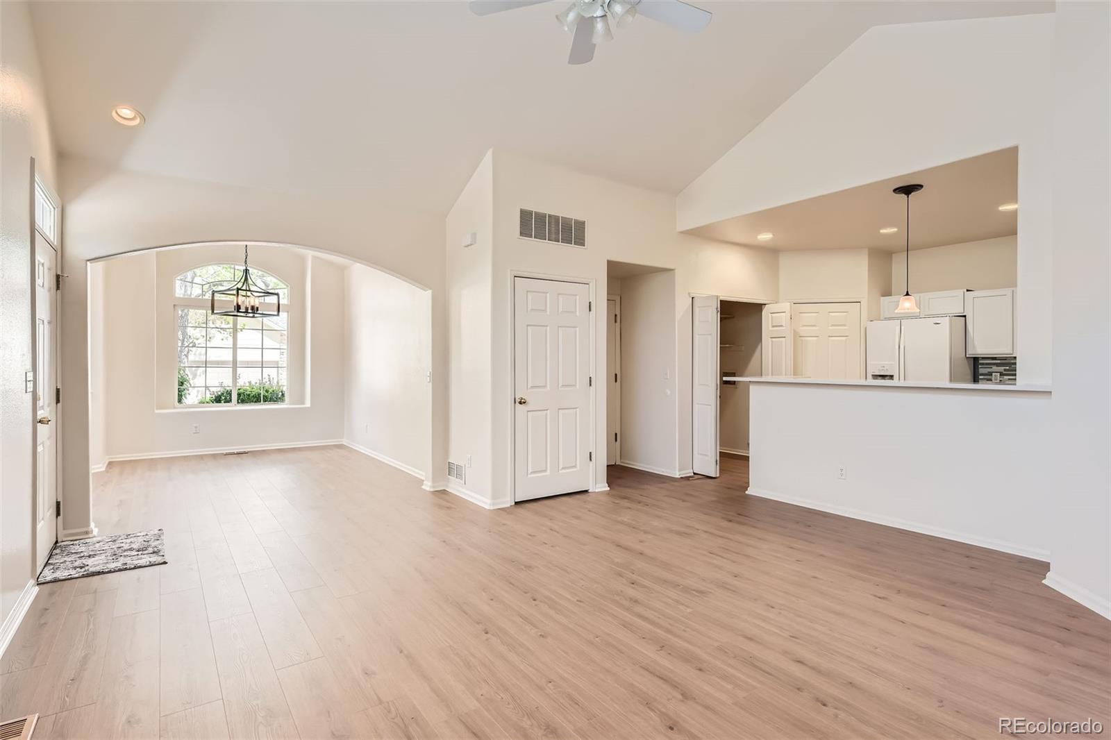 MLS Image #6 for 8843 w phillips drive,littleton, Colorado