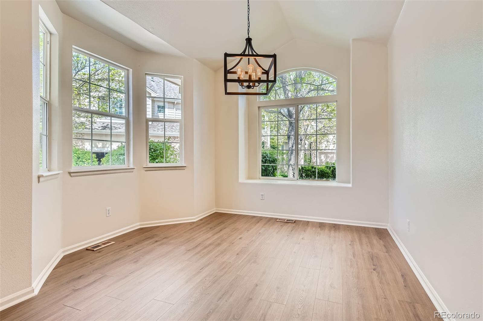MLS Image #7 for 8843 w phillips drive,littleton, Colorado