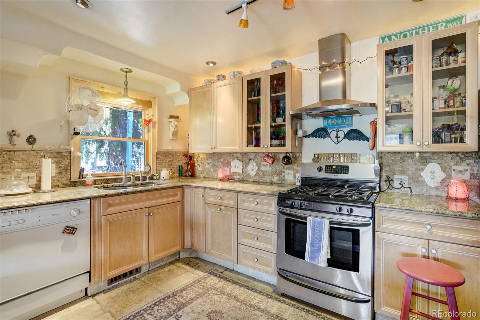 MLS Image #10 for 232 n 14th street,colorado springs, Colorado