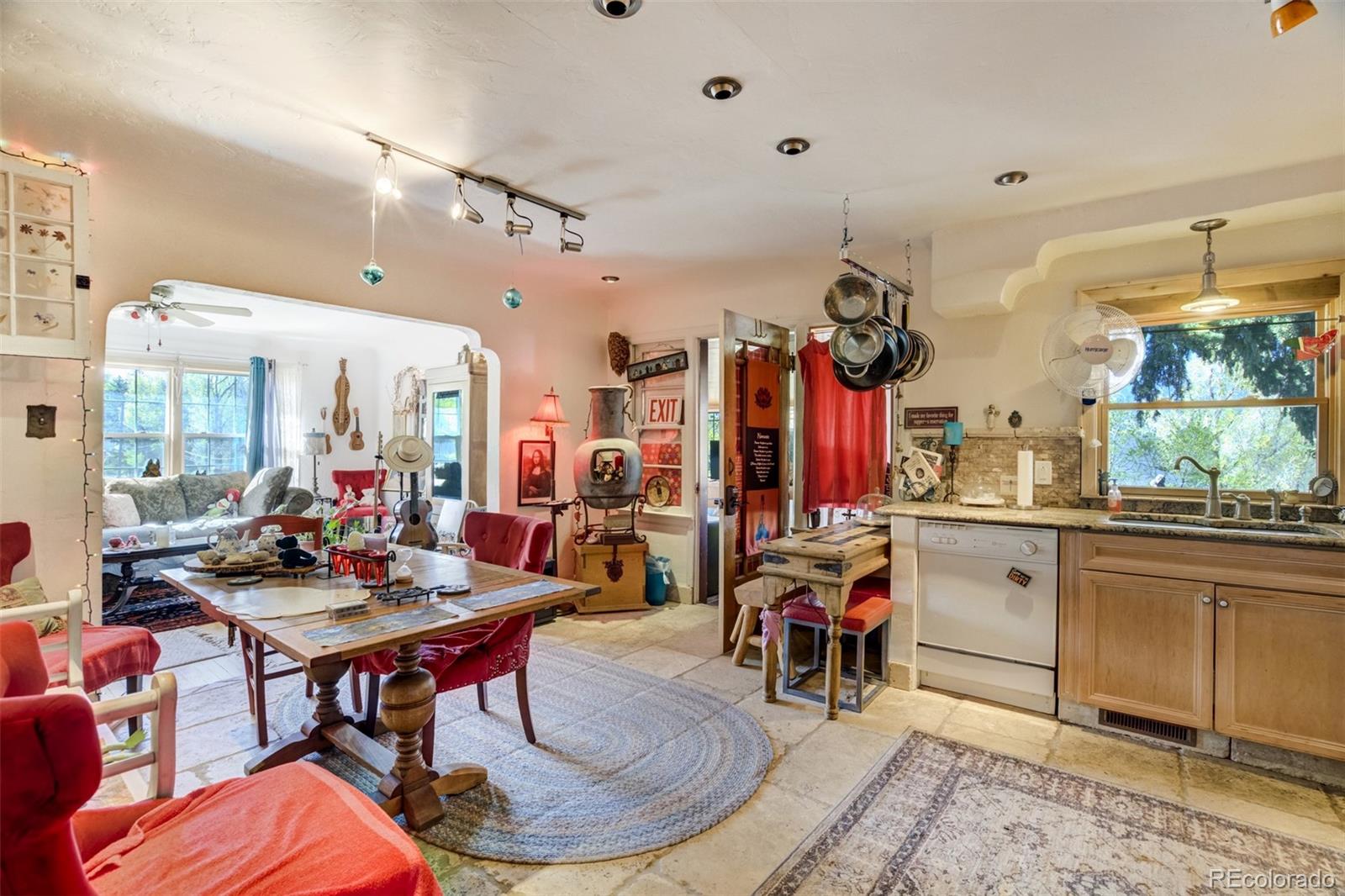 MLS Image #11 for 232 n 14th street,colorado springs, Colorado