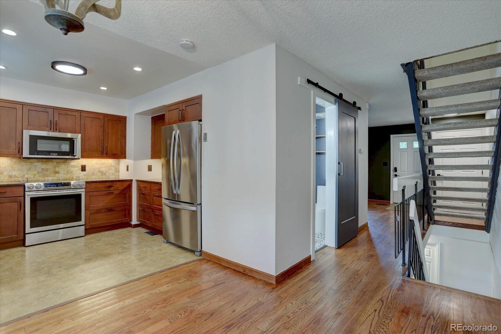 MLS Image #6 for 6844 s broadway ,littleton, Colorado
