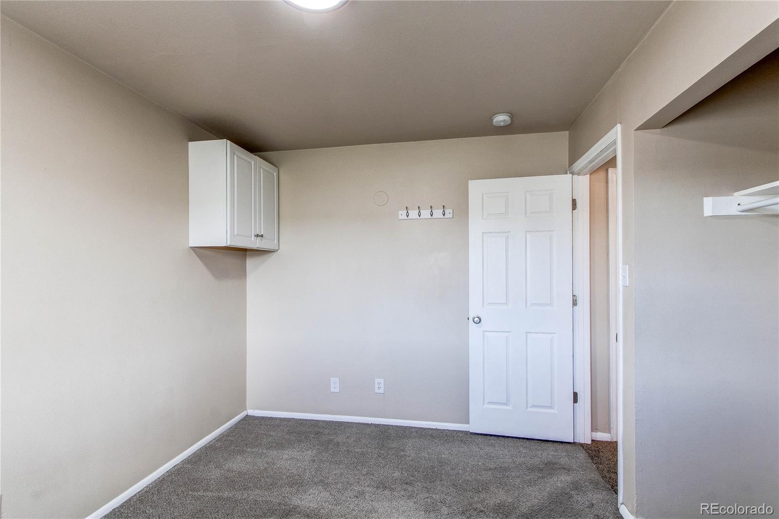 MLS Image #15 for 261  linda lane,denver, Colorado