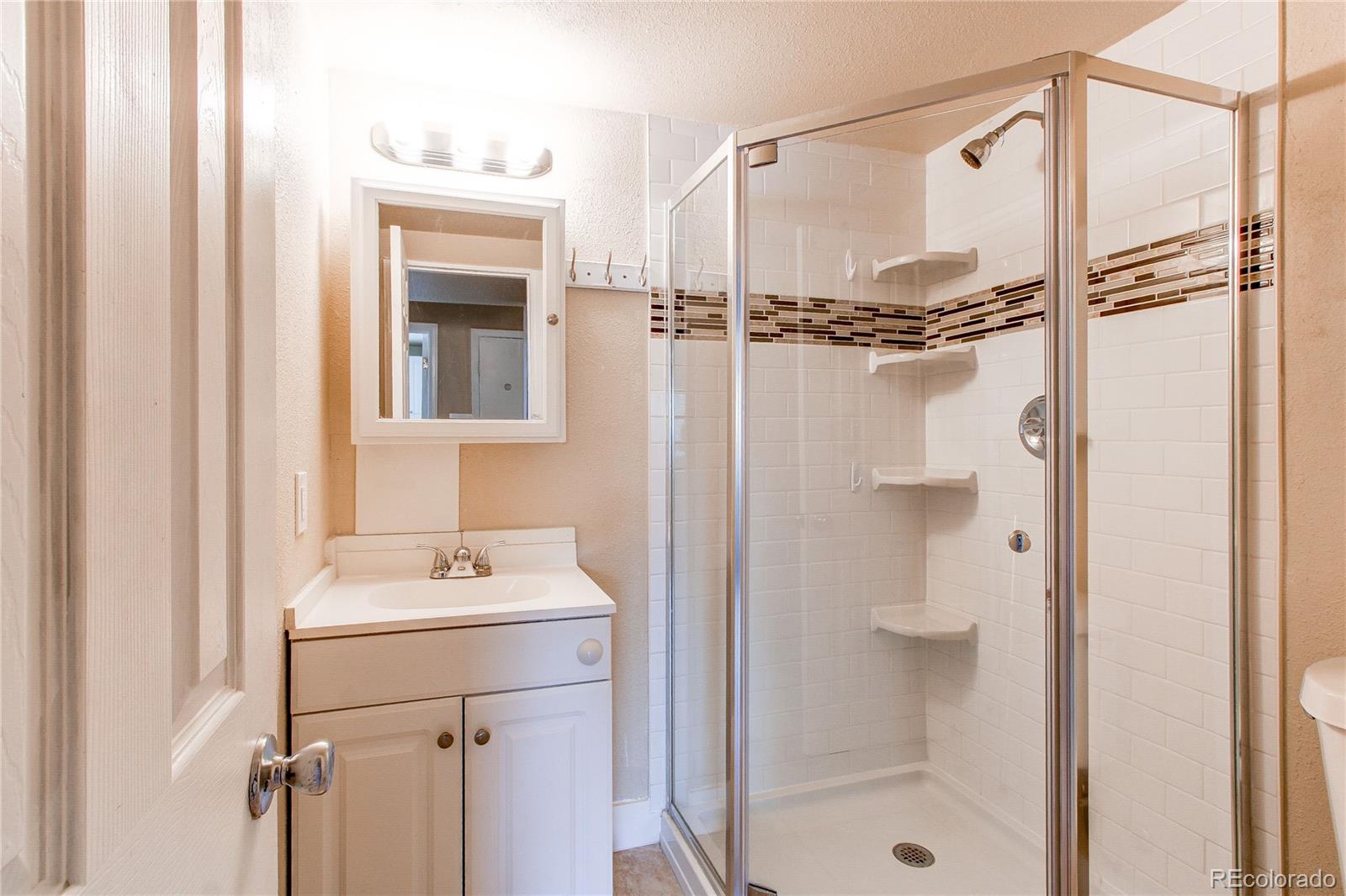 MLS Image #29 for 261  linda lane,denver, Colorado