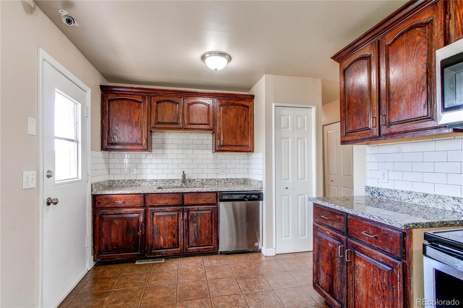 MLS Image #4 for 261  linda lane,denver, Colorado