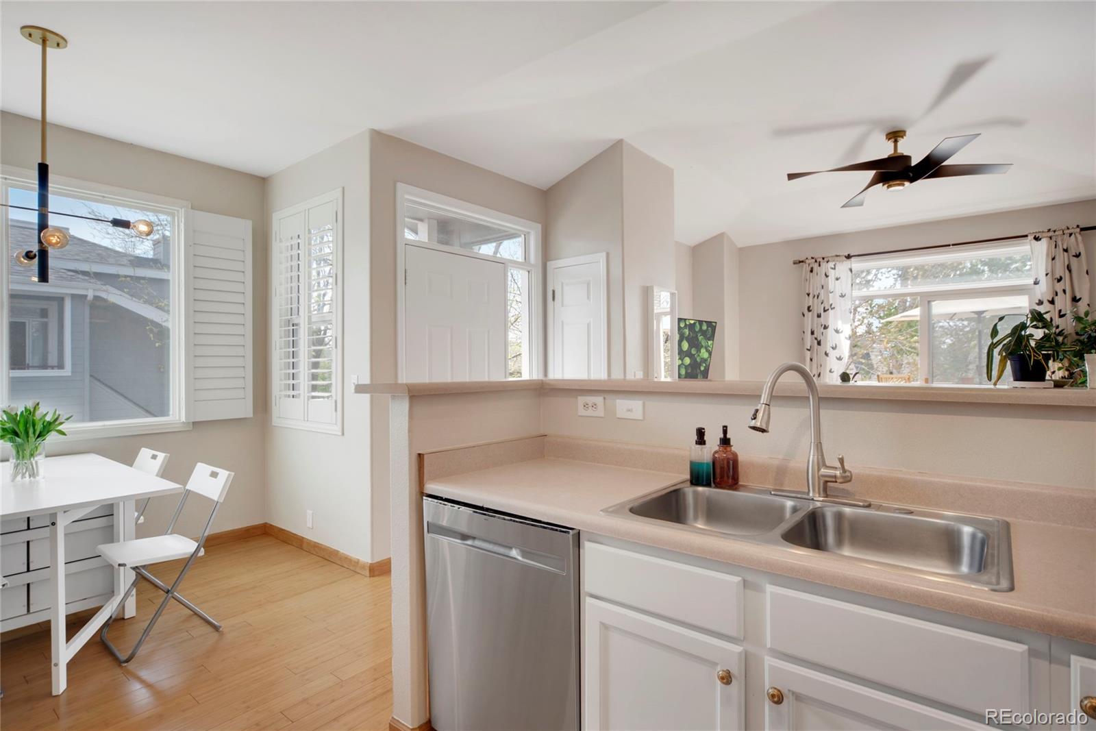 MLS Image #13 for 8500 e jefferson avenue,denver, Colorado