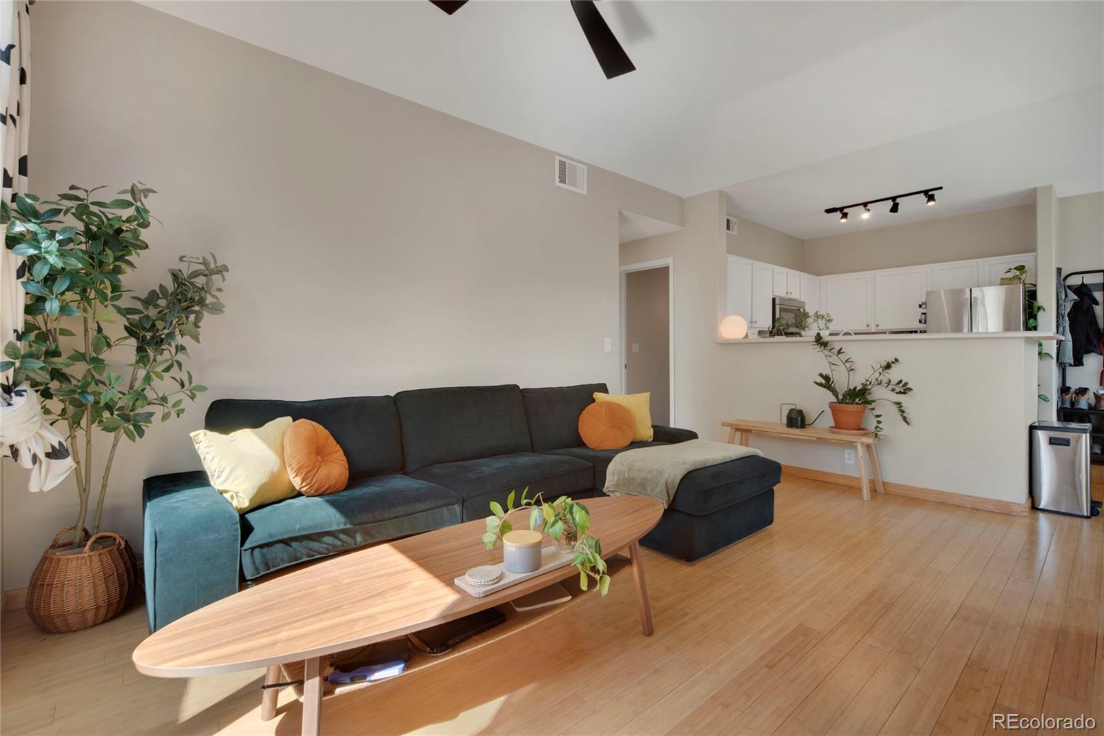 MLS Image #6 for 8500 e jefferson avenue,denver, Colorado