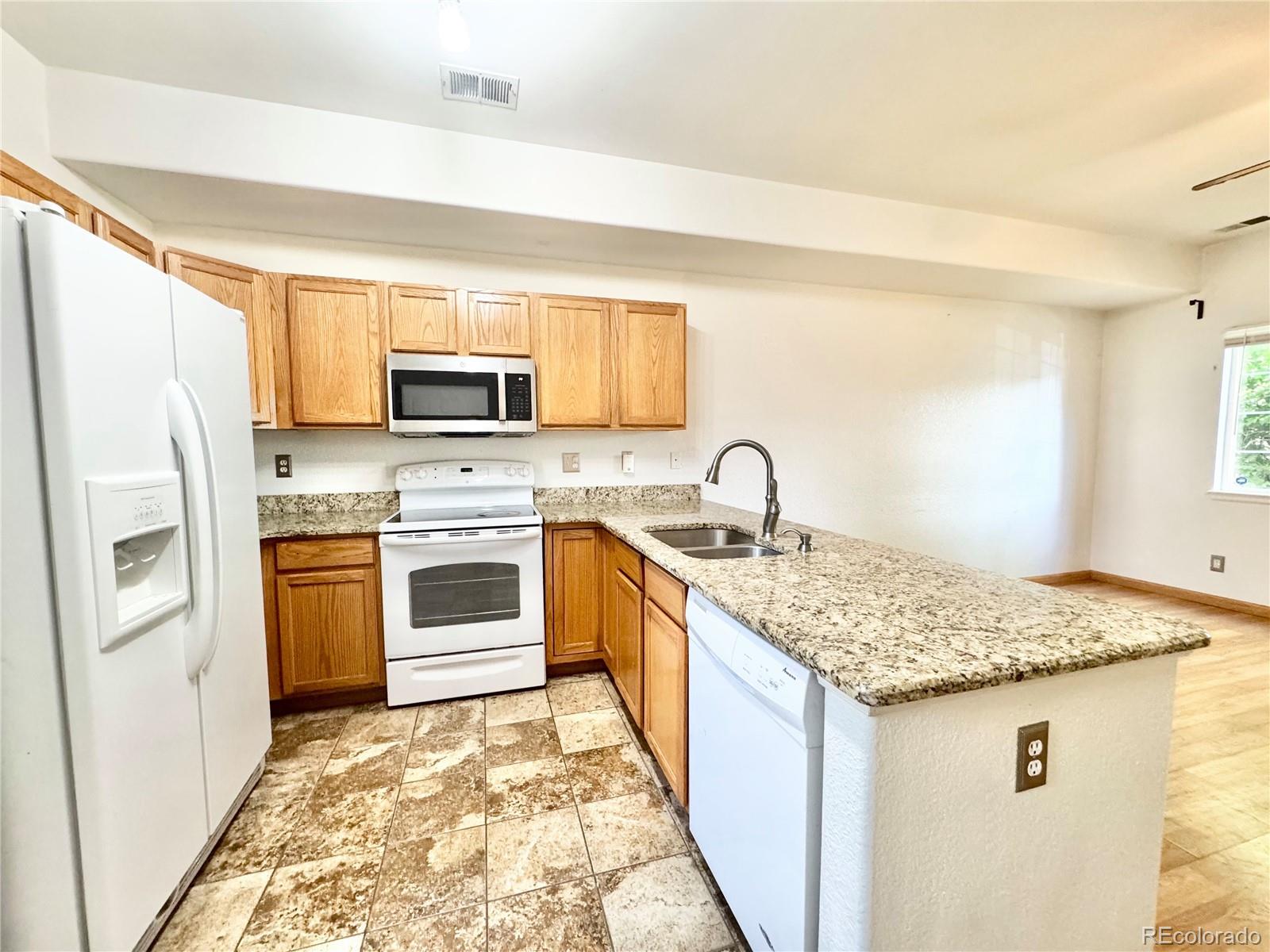 MLS Image #6 for 2247  coronado pkwy n #d ,denver, Colorado