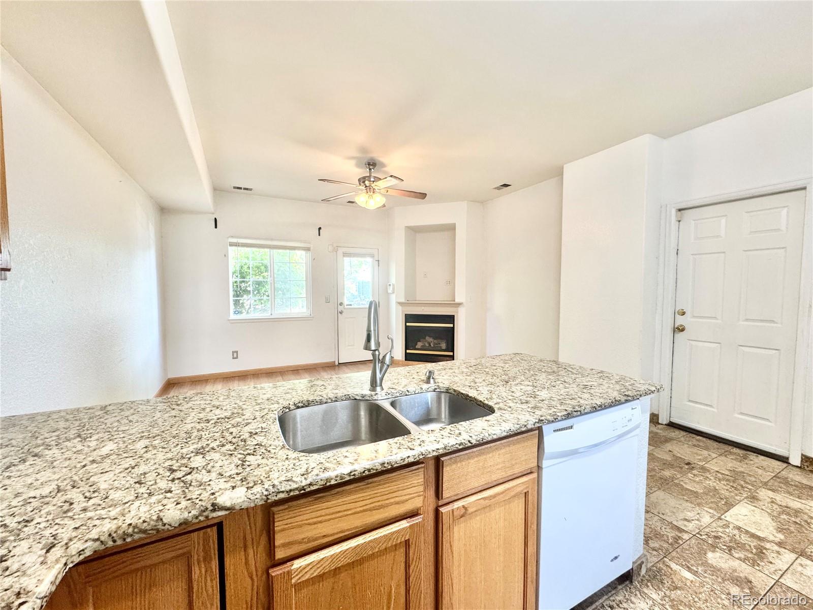 MLS Image #8 for 2247  coronado pkwy n #d ,denver, Colorado