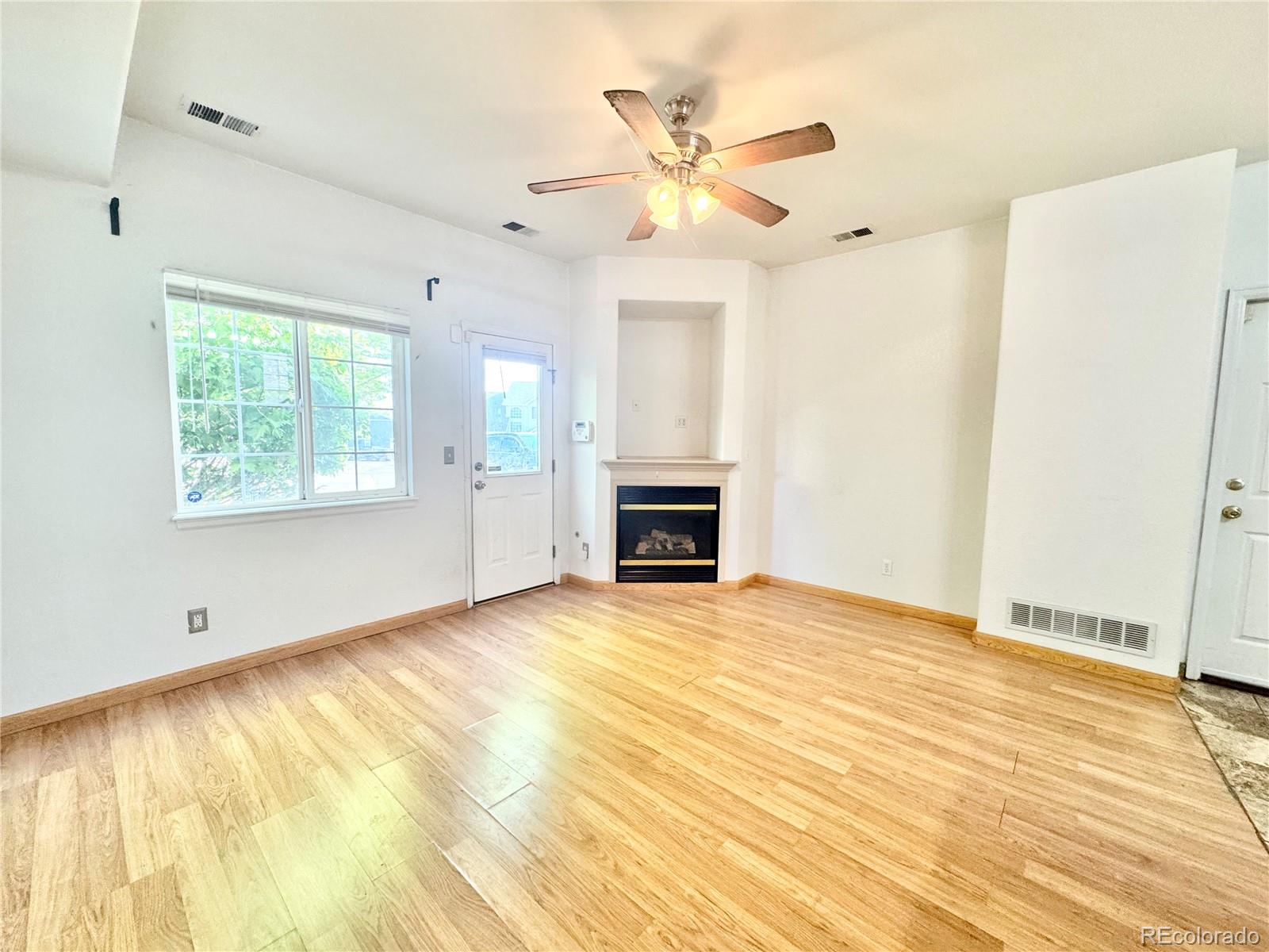 MLS Image #9 for 2247  coronado pkwy n #d ,denver, Colorado