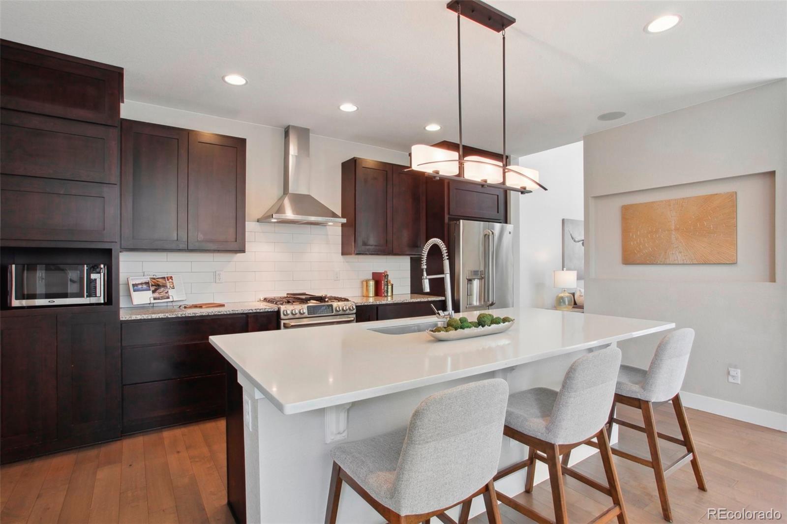 MLS Image #7 for 6735  avrum drive,denver, Colorado