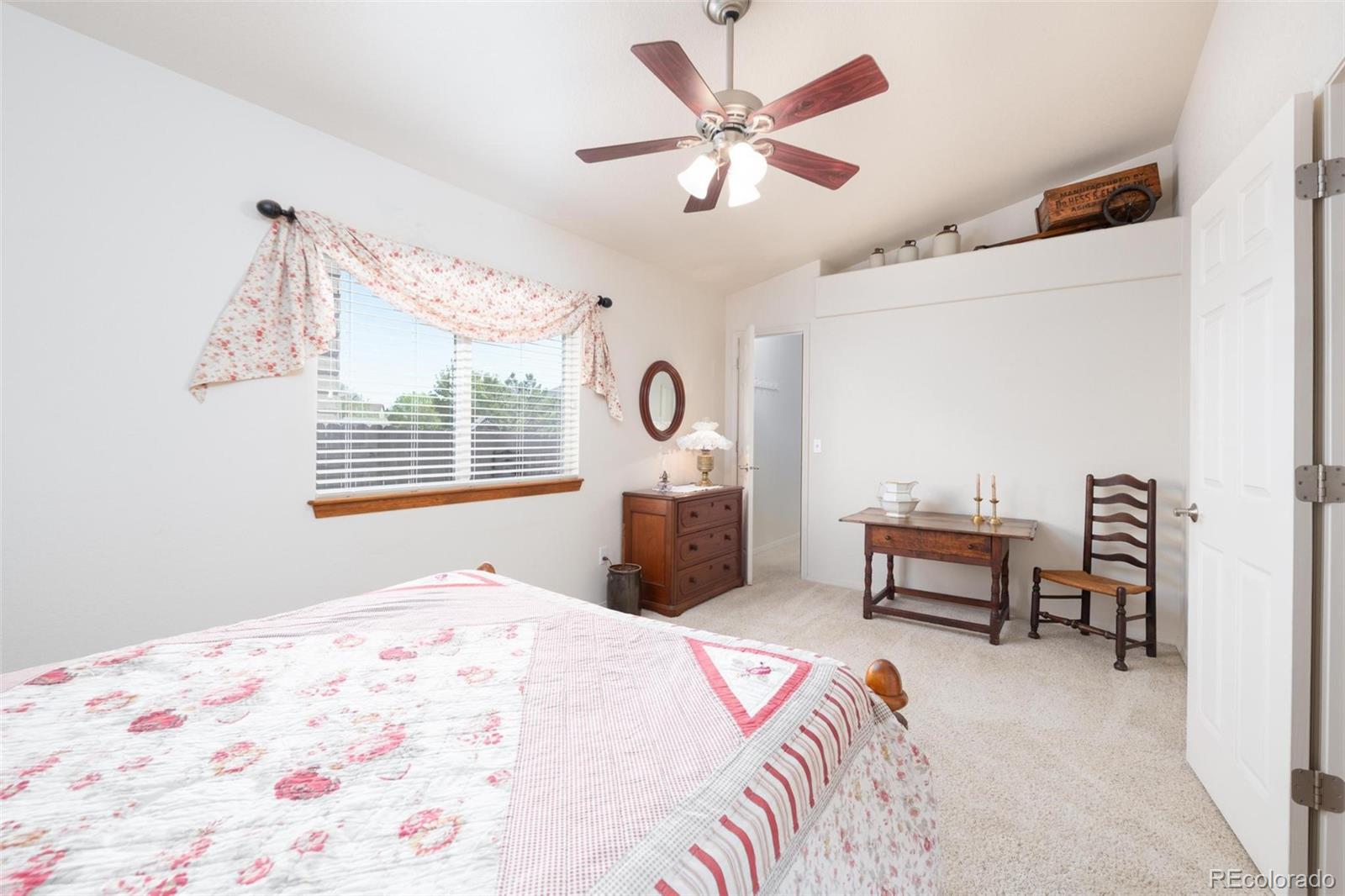 MLS Image #13 for 5715  brennan avenue,colorado springs, Colorado