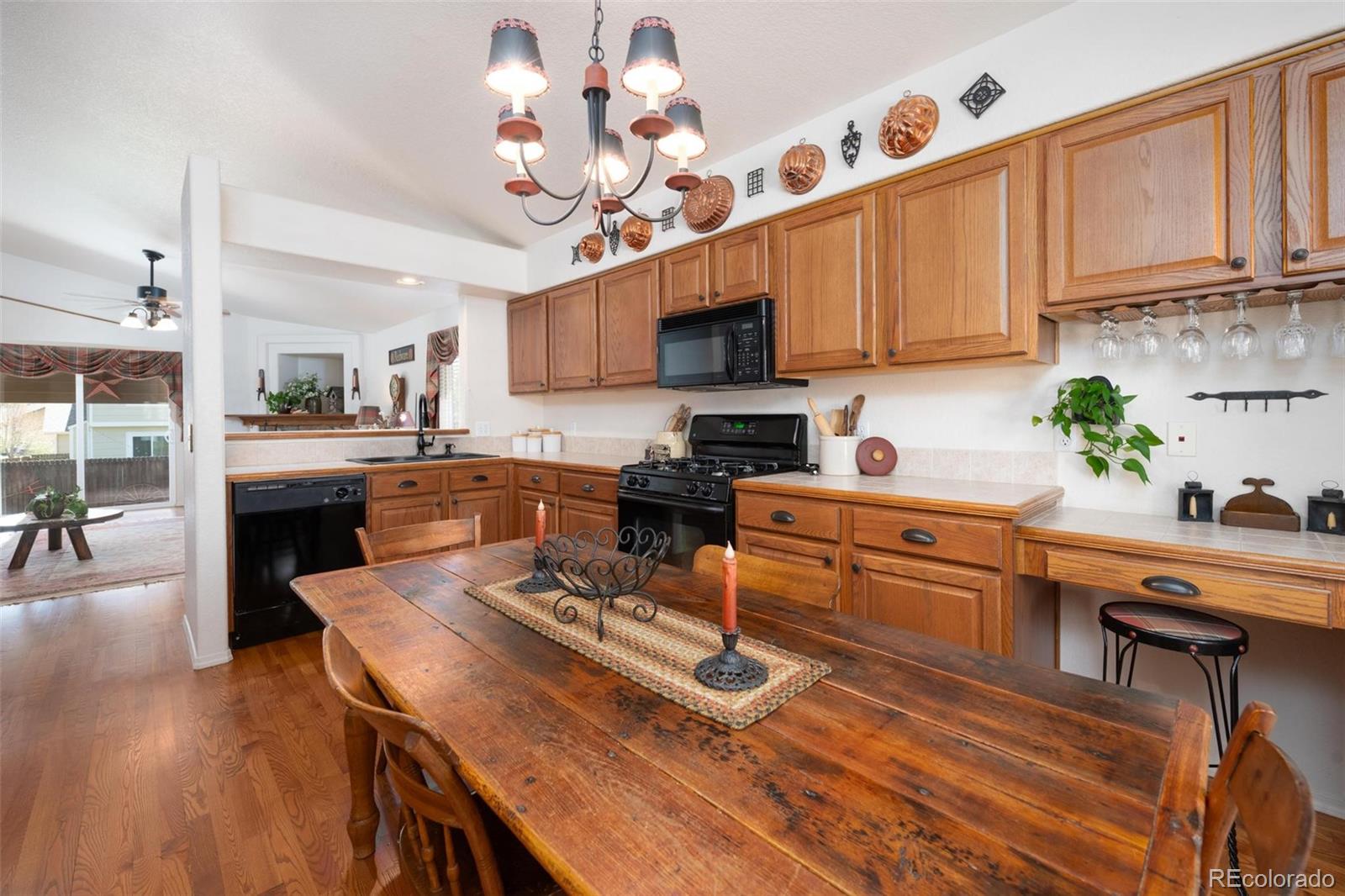 MLS Image #8 for 5715  brennan avenue,colorado springs, Colorado