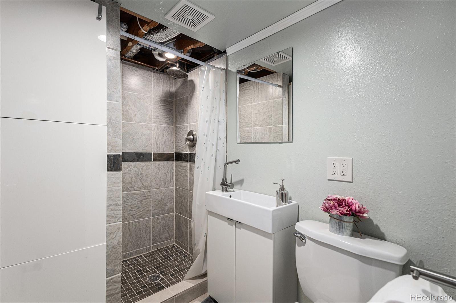 MLS Image #15 for 11080 s deer creek road,littleton, Colorado