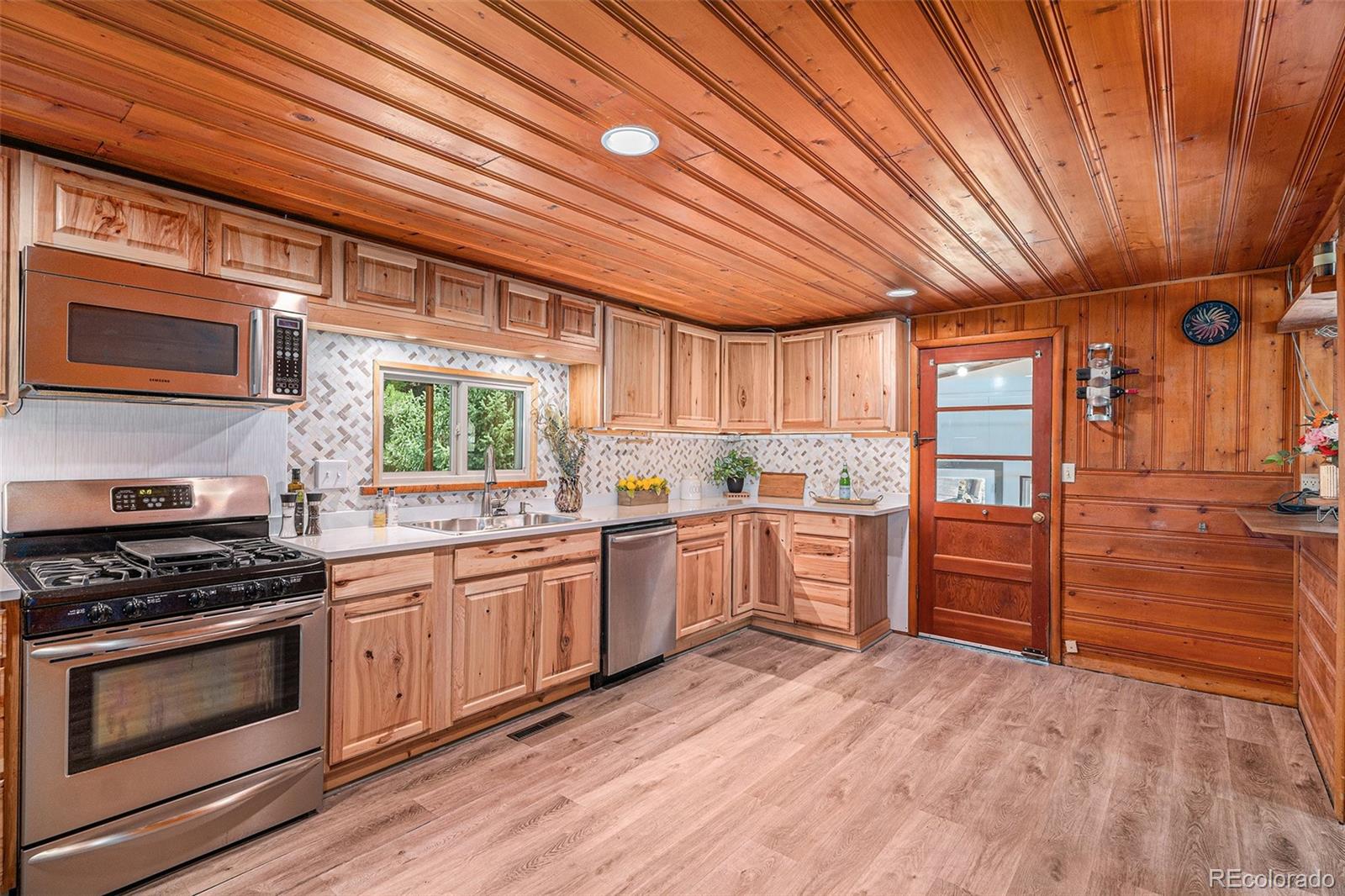 MLS Image #7 for 11080 s deer creek road,littleton, Colorado