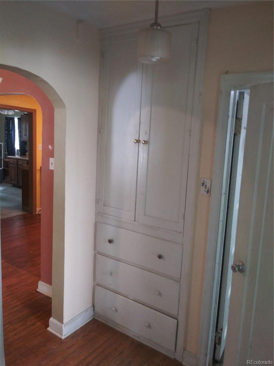MLS Image #10 for 1665 s saint paul street,denver, Colorado