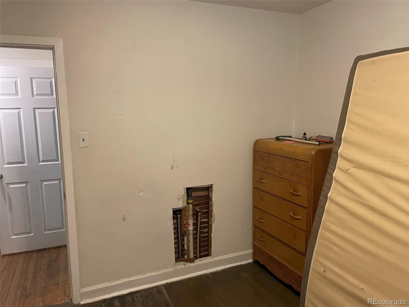 MLS Image #13 for 1665 s saint paul street,denver, Colorado