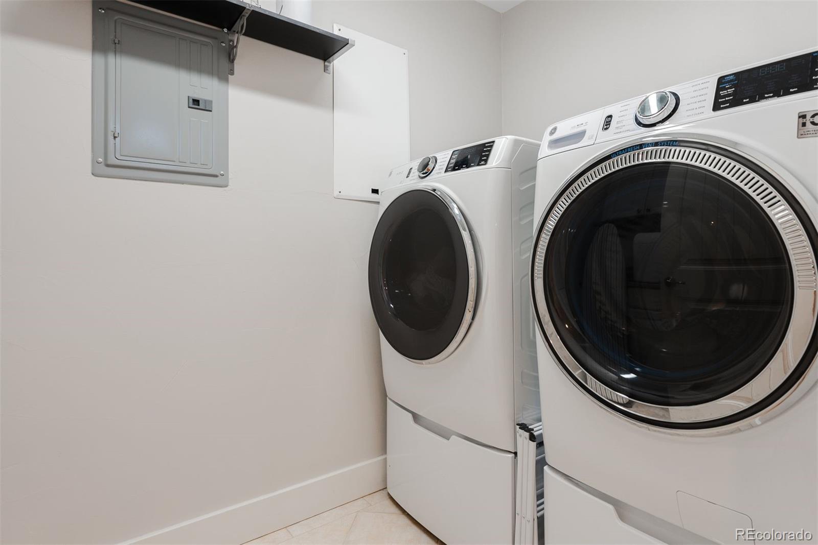 MLS Image #26 for 2034  newton street,denver, Colorado