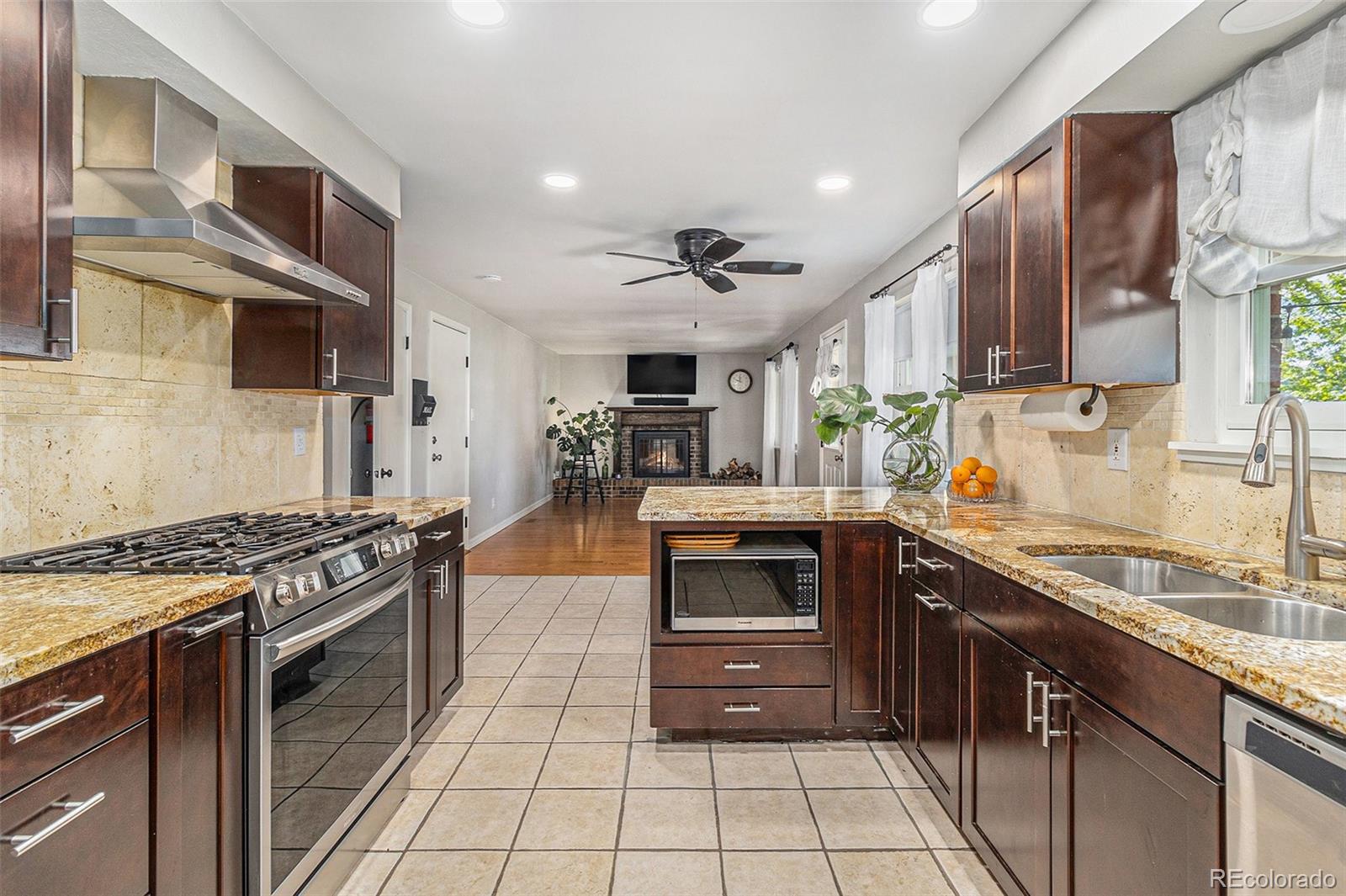 MLS Image #10 for 6731  devinney street,arvada, Colorado
