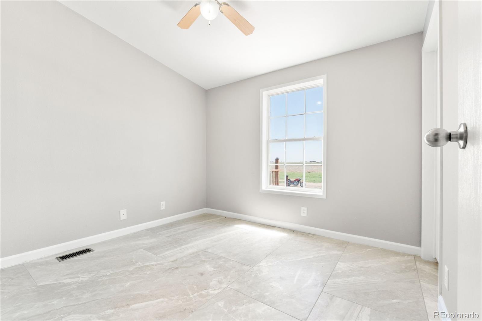 MLS Image #17 for 41575 e 88th avenue,bennett, Colorado