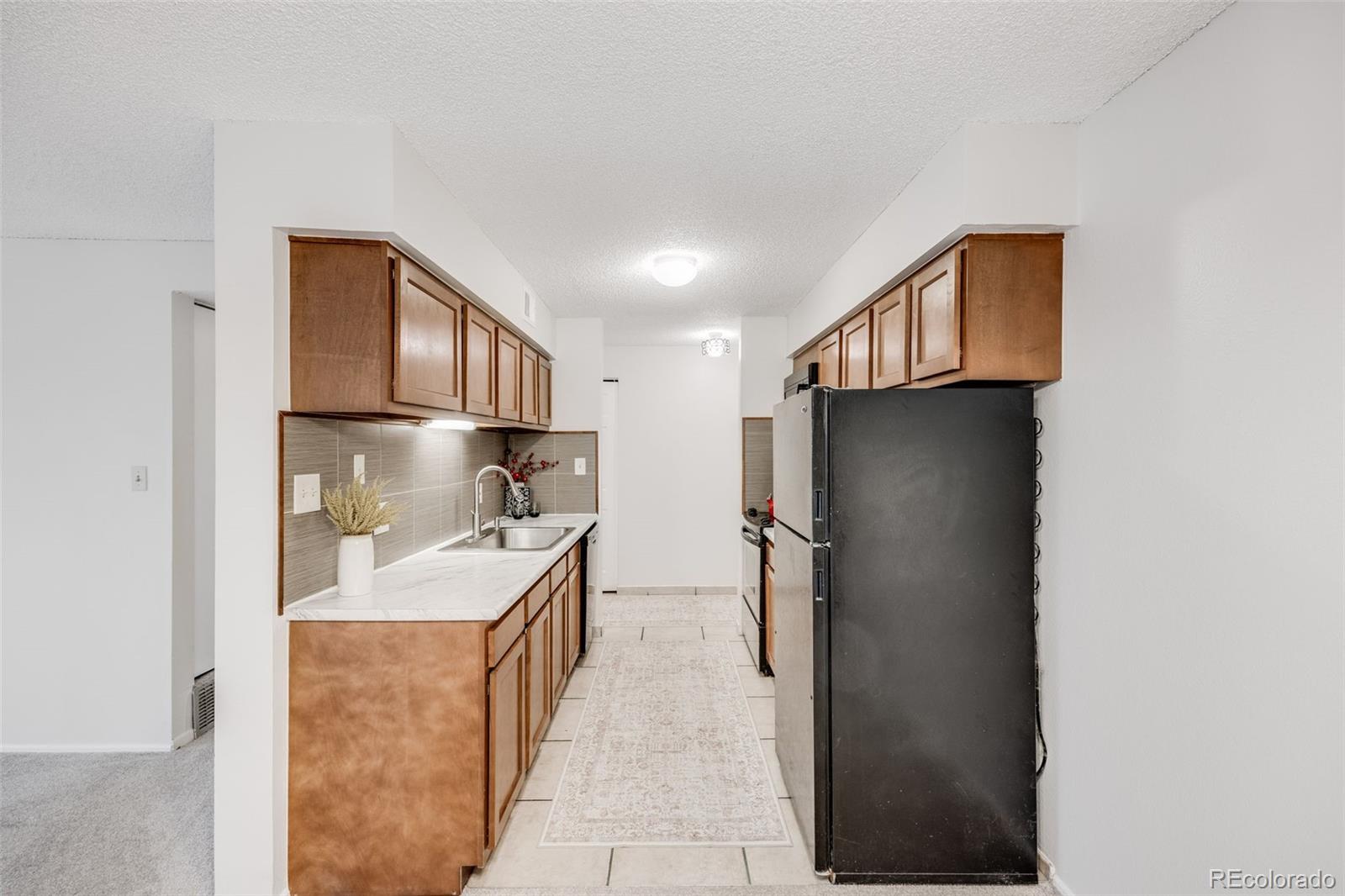 MLS Image #6 for 7395 e quincy avenue 206,denver, Colorado