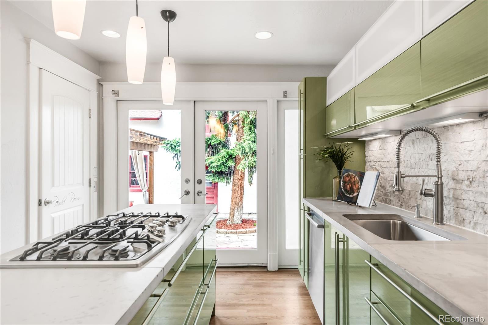 MLS Image #21 for 2715 w 37th avenue,denver, Colorado