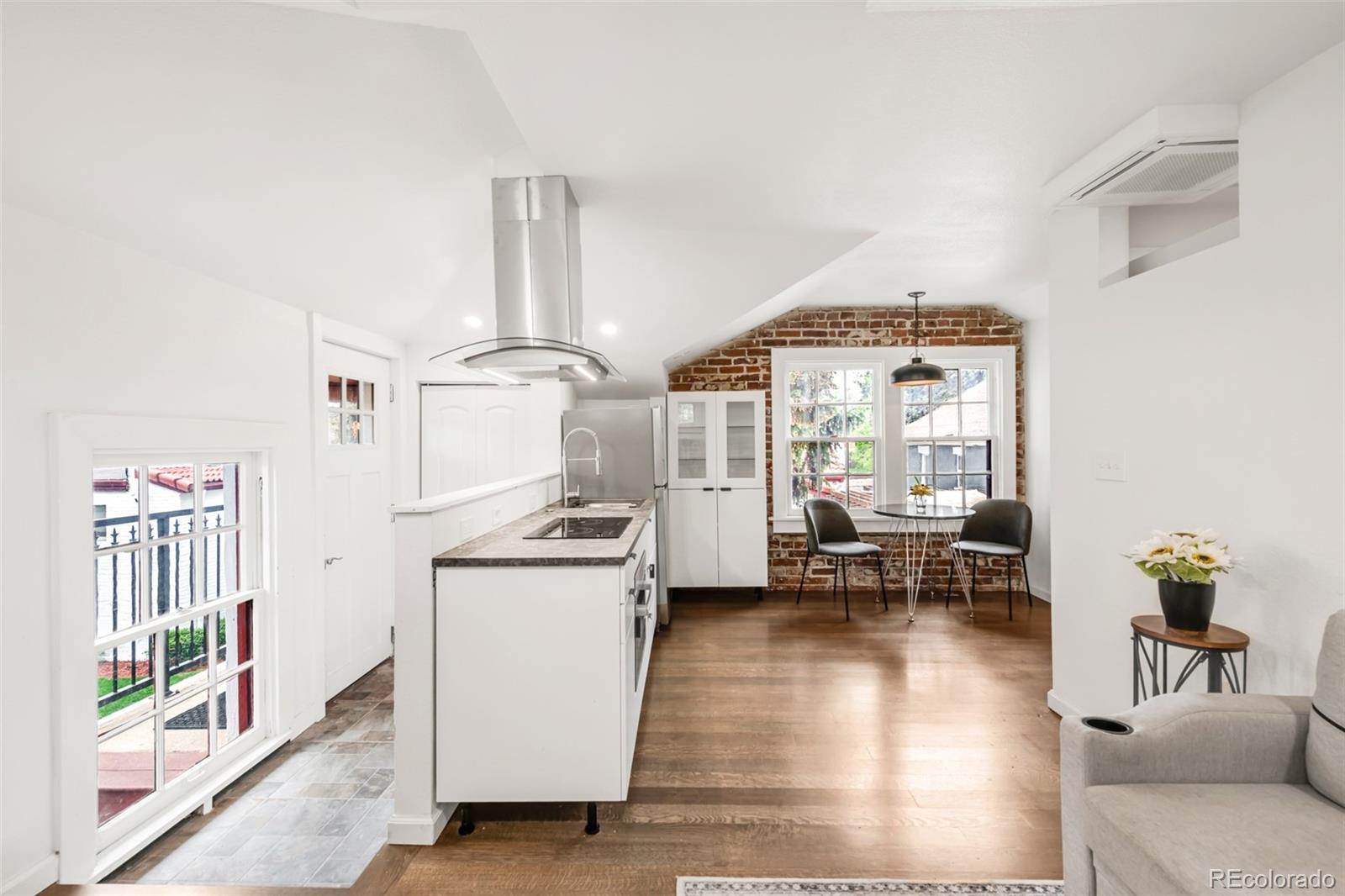 MLS Image #38 for 2715 w 37th avenue,denver, Colorado