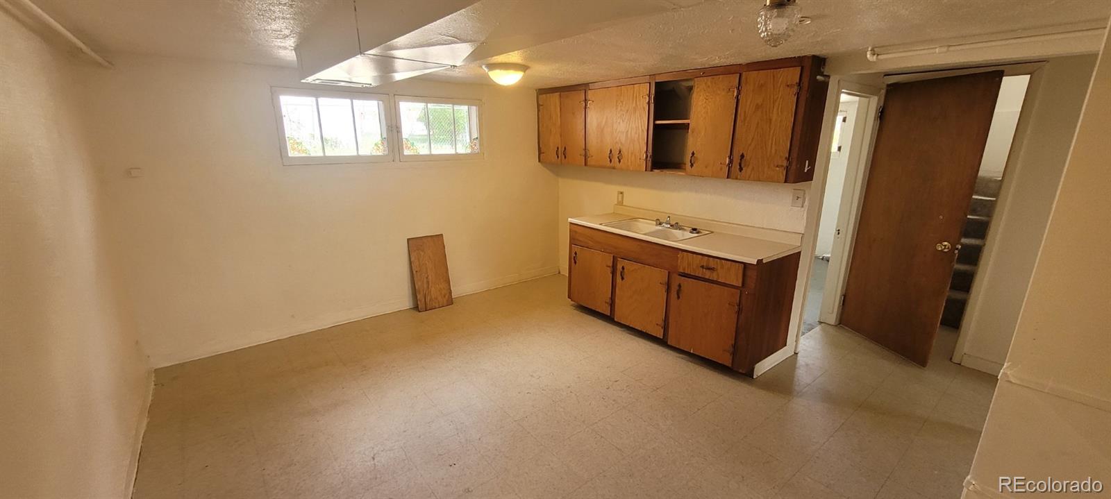MLS Image #20 for 9120  elm court,denver, Colorado