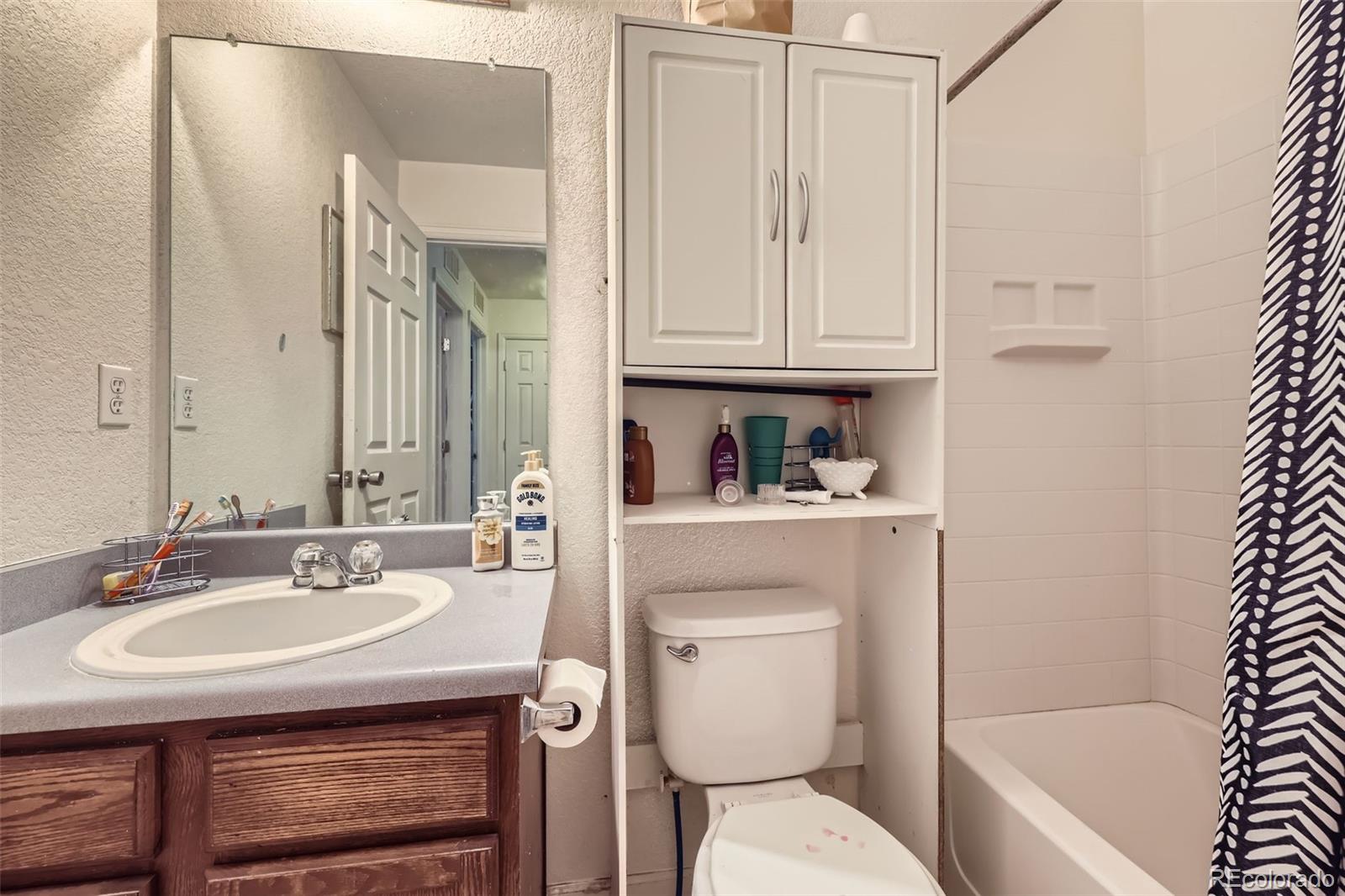 MLS Image #24 for 20530  randolph place,denver, Colorado