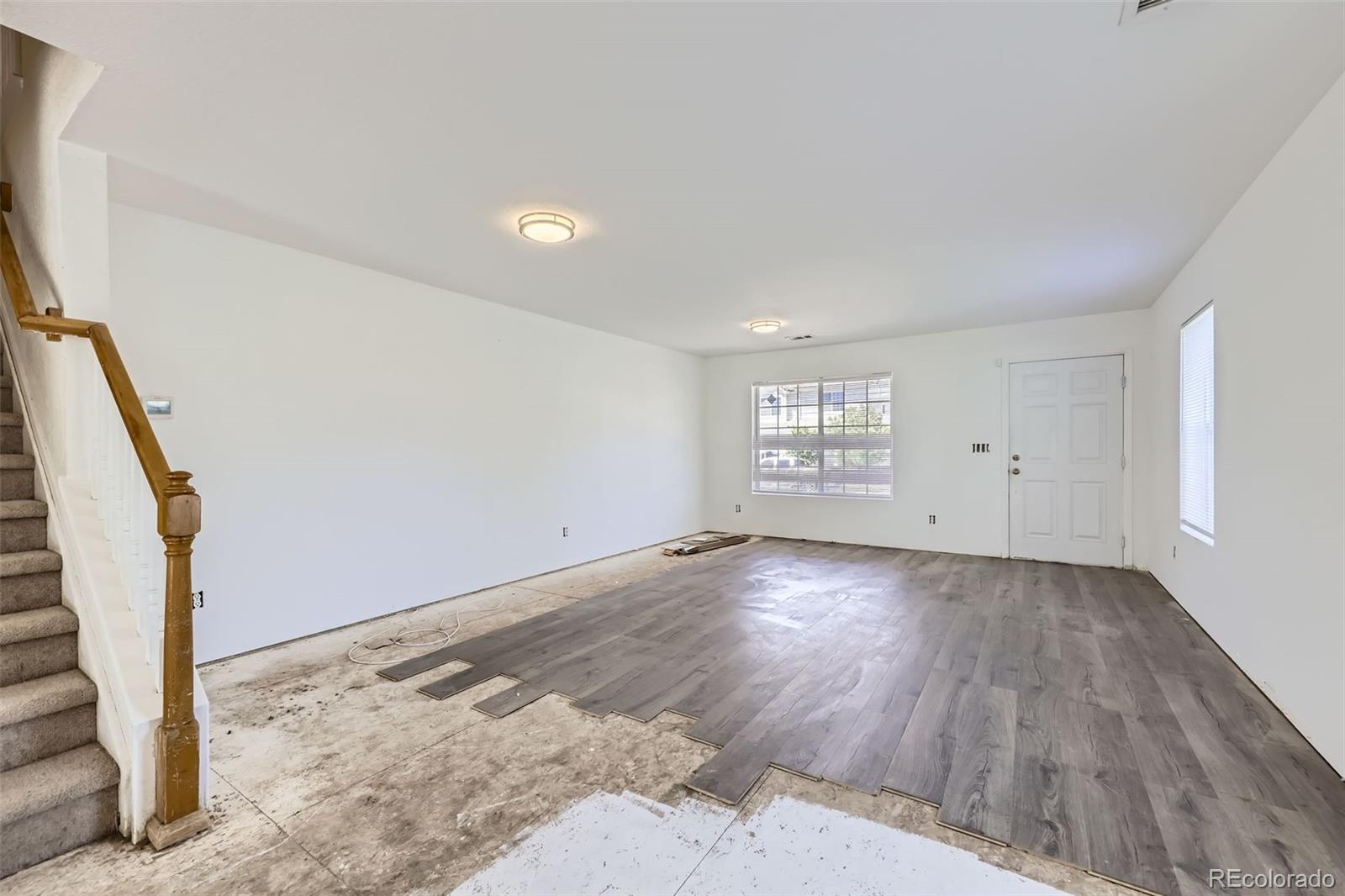 MLS Image #5 for 20530  randolph place,denver, Colorado