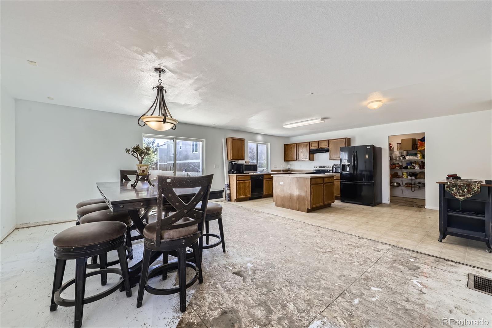 MLS Image #9 for 20530  randolph place,denver, Colorado