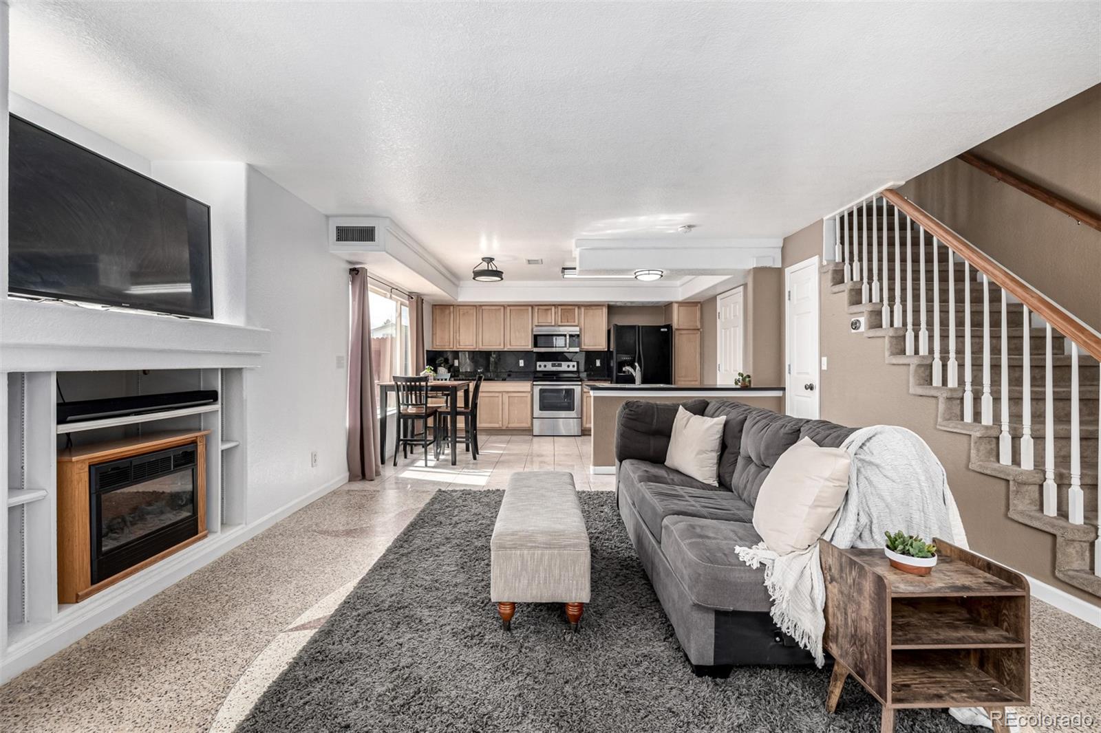 MLS Image #14 for 3940  malaya street,denver, Colorado