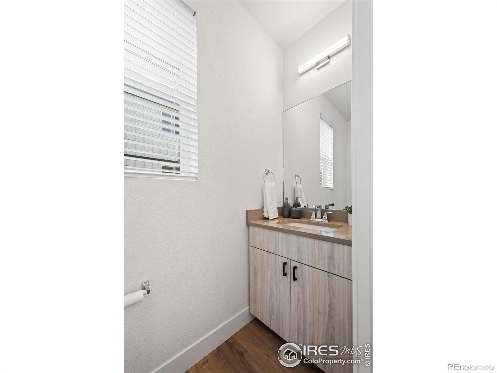 MLS Image #15 for 919  russell street,golden, Colorado