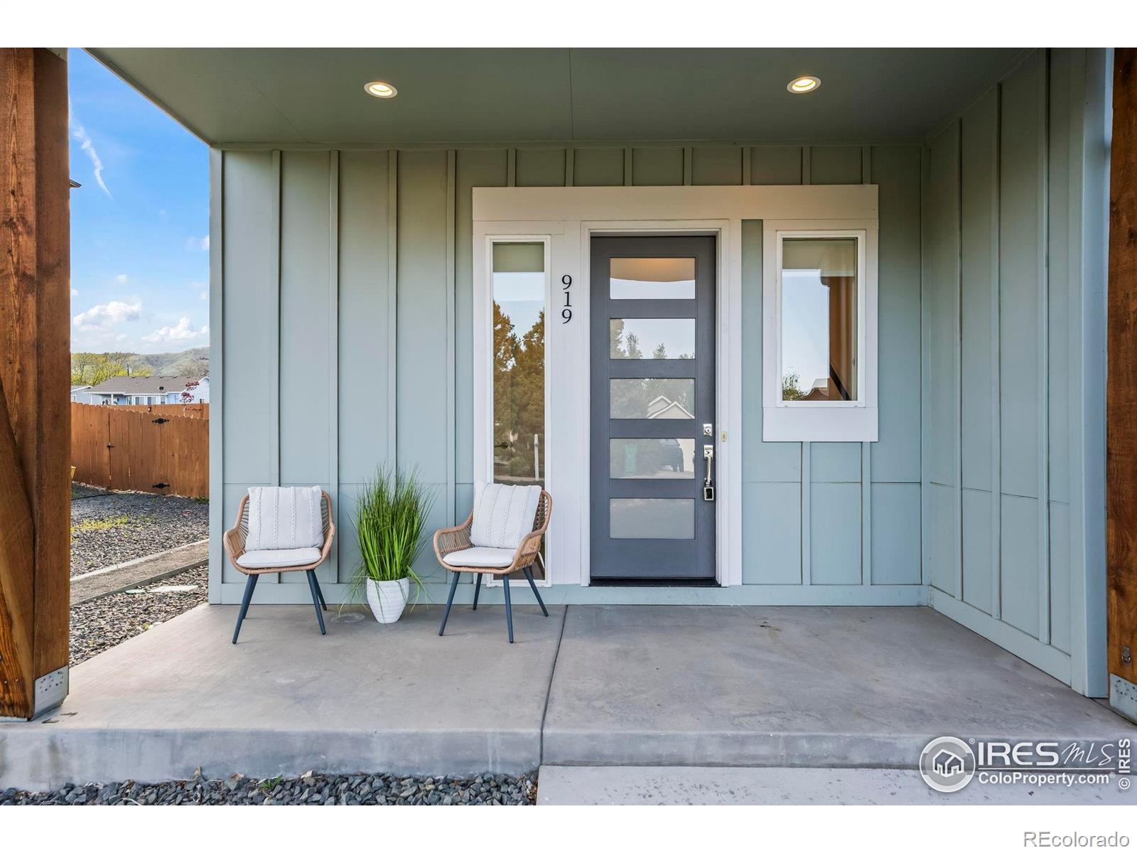 MLS Image #3 for 919  russell street,golden, Colorado