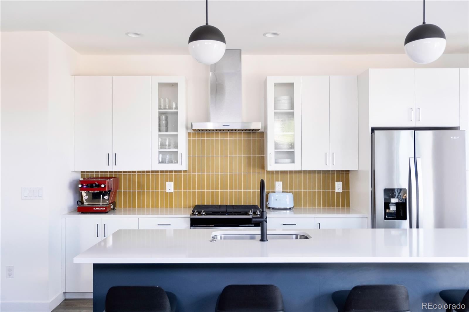 MLS Image #13 for 2321 s acoma street,denver, Colorado