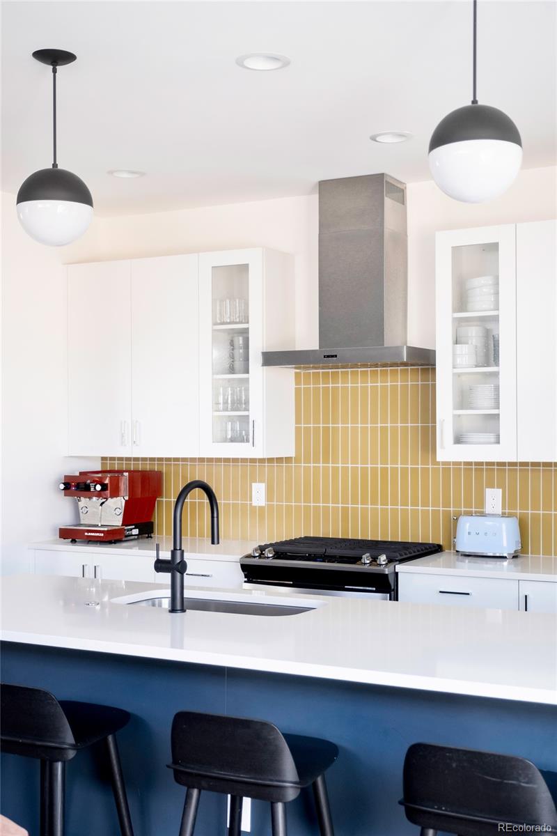 MLS Image #14 for 2321 s acoma street,denver, Colorado