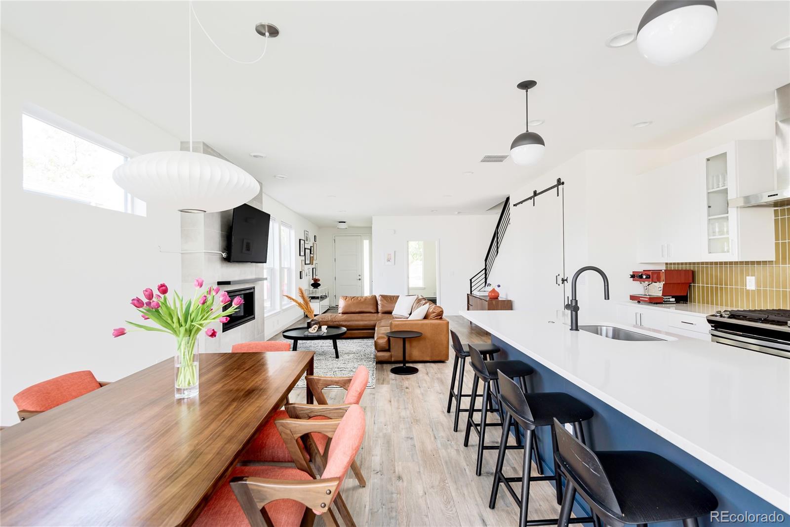 MLS Image #17 for 2321 s acoma street,denver, Colorado